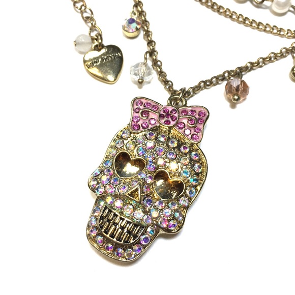 gold tone rainbow glitter gem skull charm necklace - Picture 2 of 4